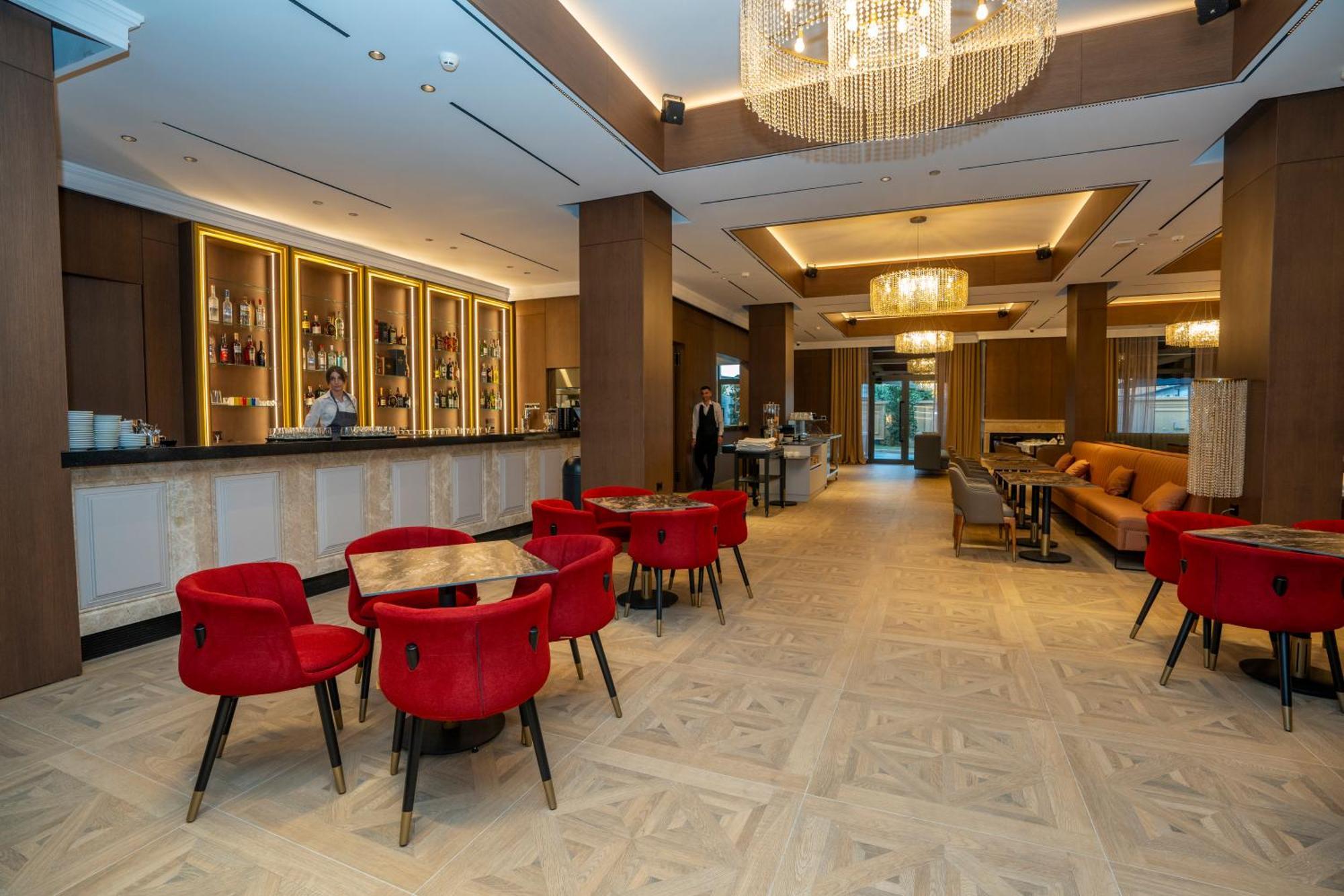 Hotel Mozart Shkoder Ngoại thất bức ảnh